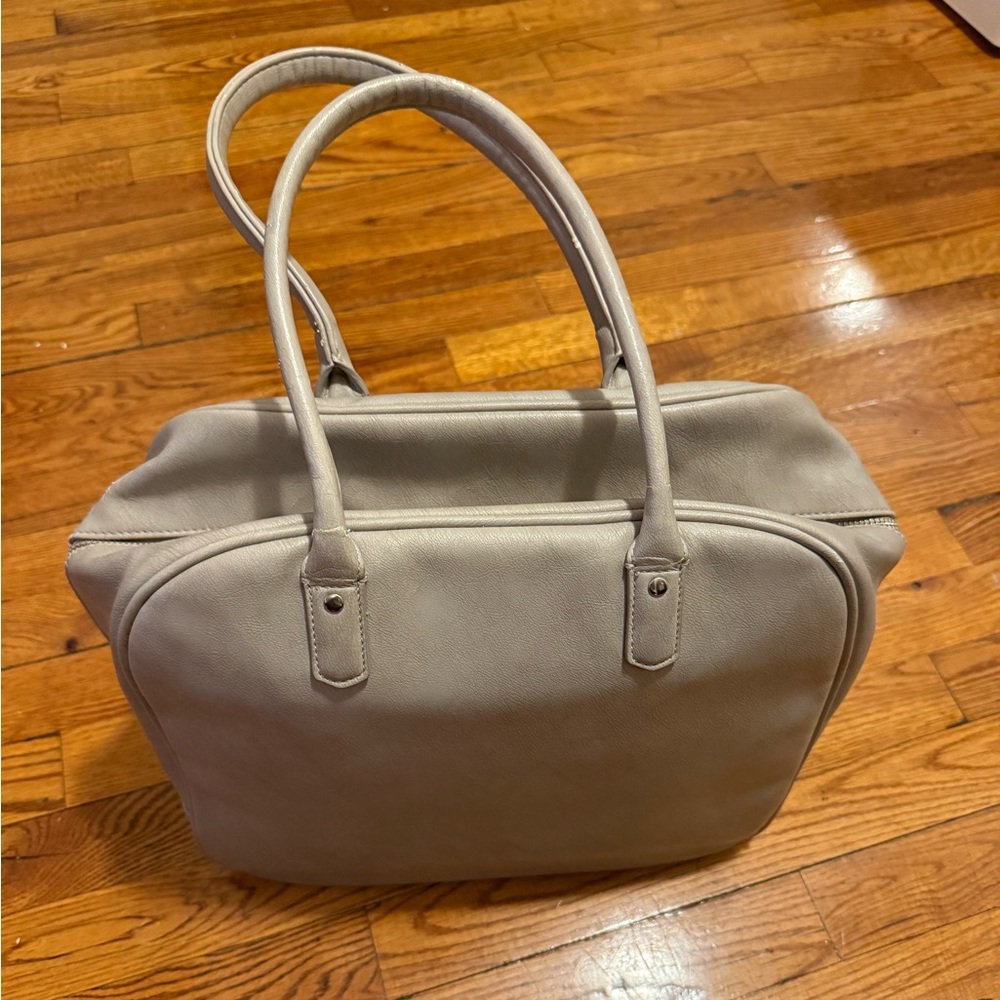 Vegan/Faux Leather Carryon Style Bag